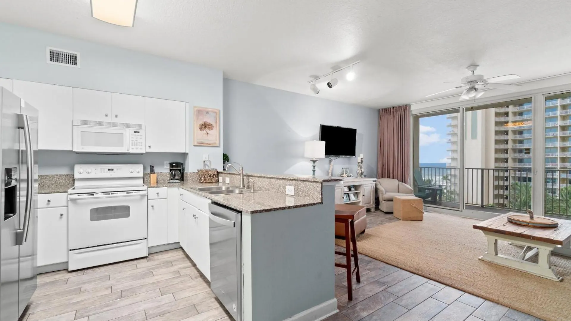 Shores Of Panama #624 By Book That Condo Panama City Beach Holiday home